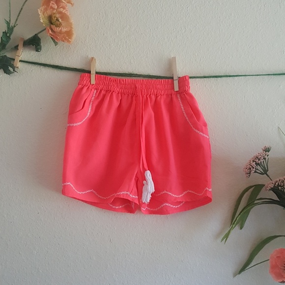 Short for girls - Picture 2 of 5